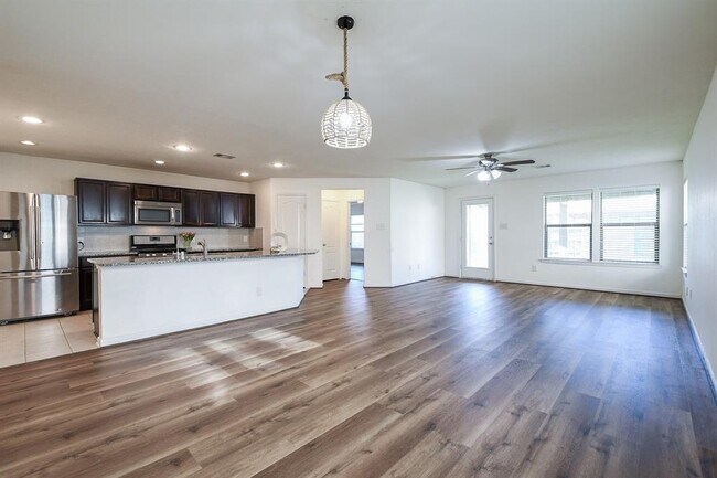 Building Photo - 4218 Kendall Rock Ln