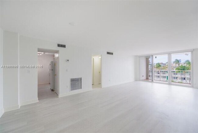 Building Photo - 1865 79th Street Causeway