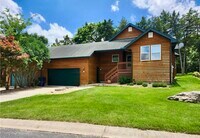 Building Photo - 207 Weiskopf Way