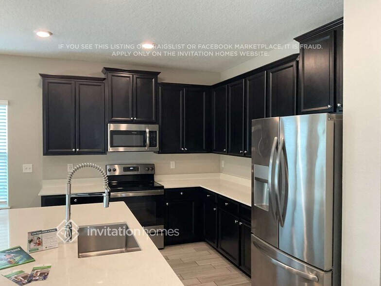 Building Photo - 11293 Oyster Creek Rd