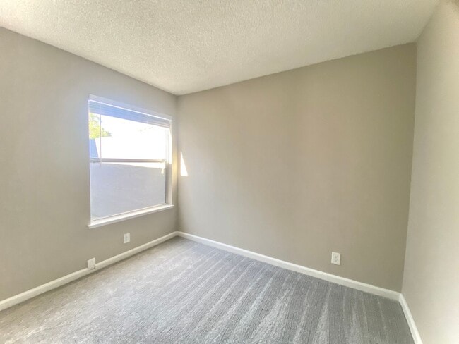 Building Photo - Homey 3-Bedroom 2-Bathroom Home for Rent -...