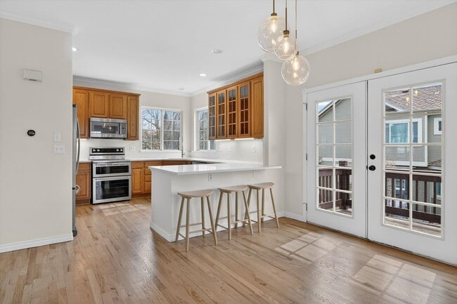 Building Photo - Stunning 5-BD 4-BA Outlook Home with Flatirons Views & Finished Basement