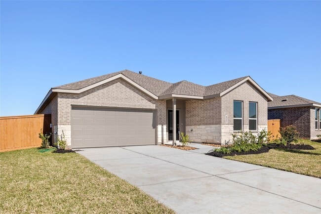 Building Photo - 823 Heaven Dr