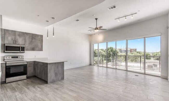 Building Photo - 1 bedroom in Dallas TX 75215