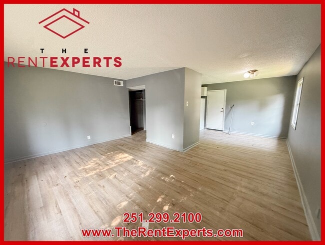 Building Photo - 2472 Morningside Dr