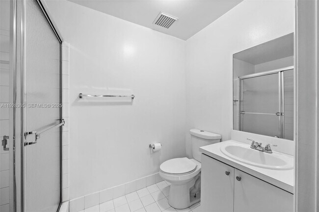 Building Photo - 6976 SW 39th St