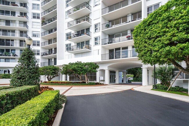 Building Photo - 1701 S Flagler Dr