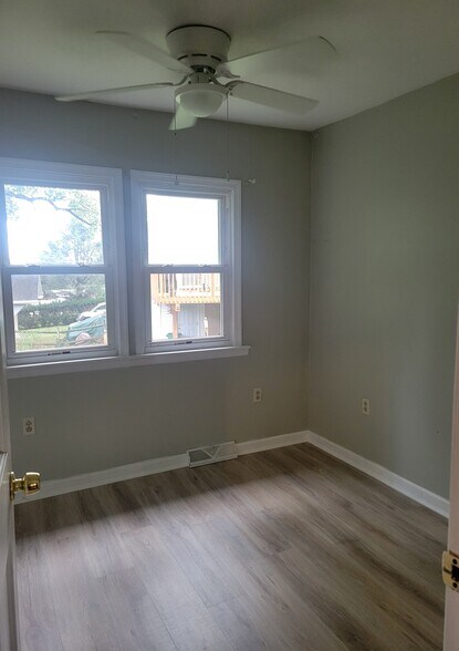 Building Photo - 1087 Commonwealth Blvd