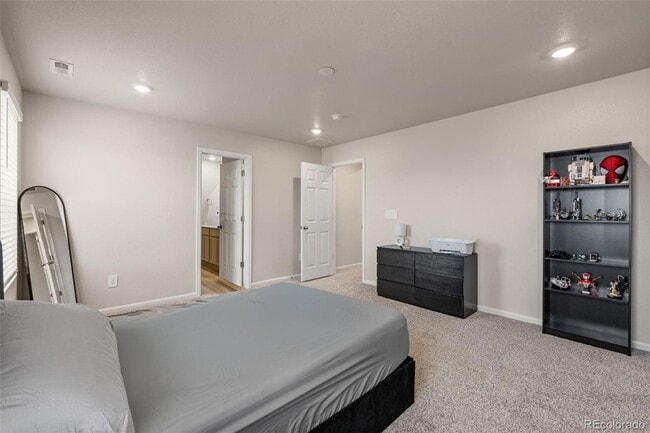 Building Photo - 11437 Splake St