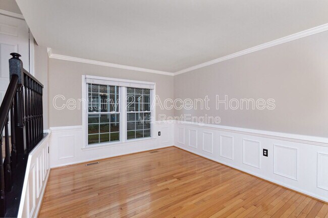 Building Photo - 2514 S Arlington Mill Dr