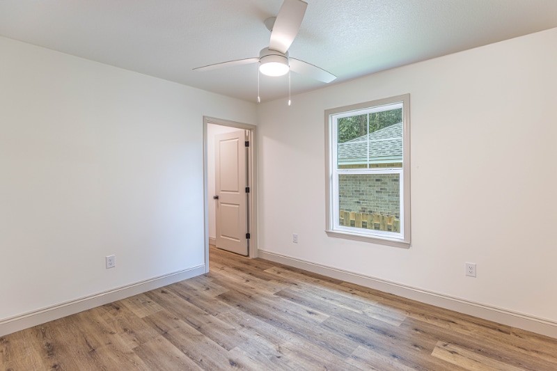 Building Photo - 105 Ivy Ave