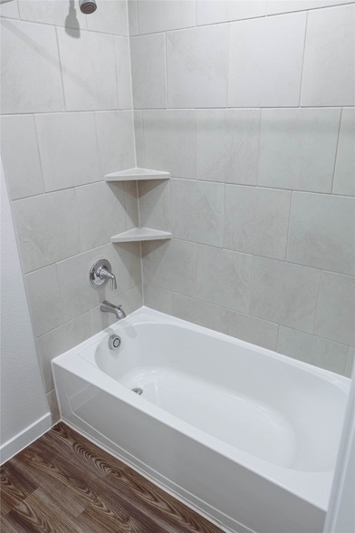 Building Photo - 211 Forest W St