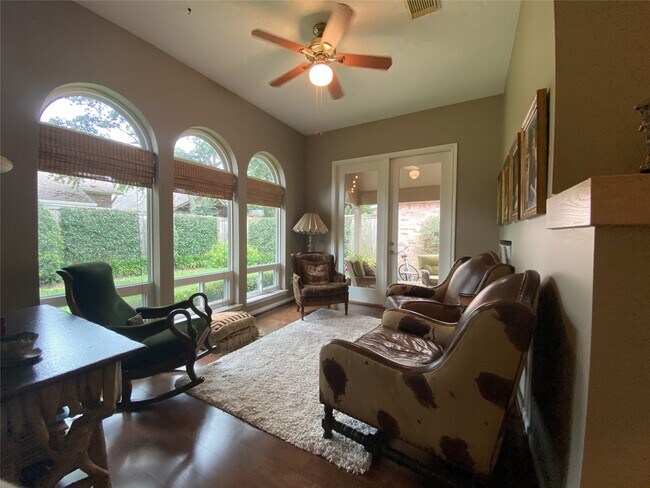 Building Photo - 6906 Afton Woods Dr