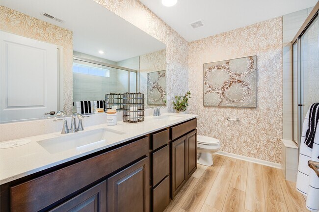 Building Photo - 1261 Glenmont St