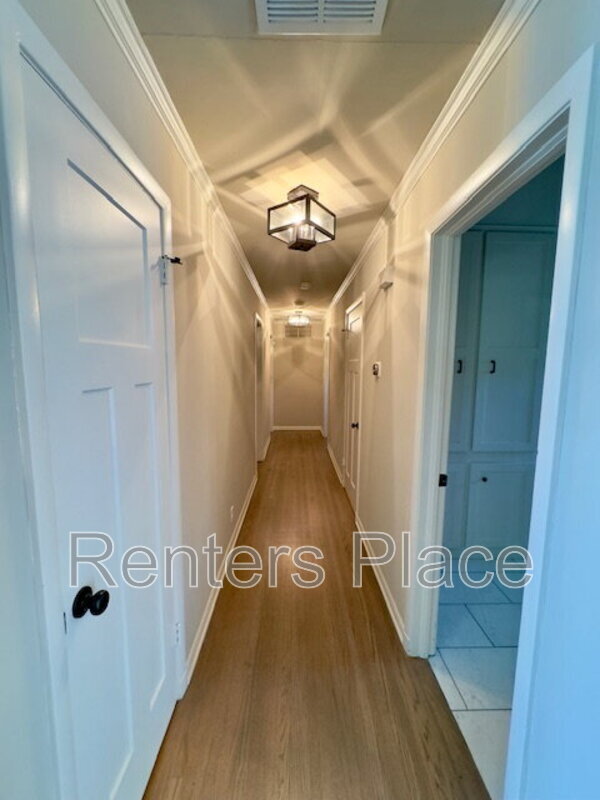 Building Photo - 4051 E 46th Pl