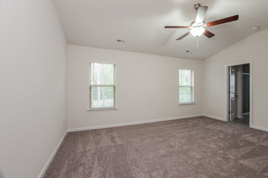 Building Photo - 4315 Drifter Dr