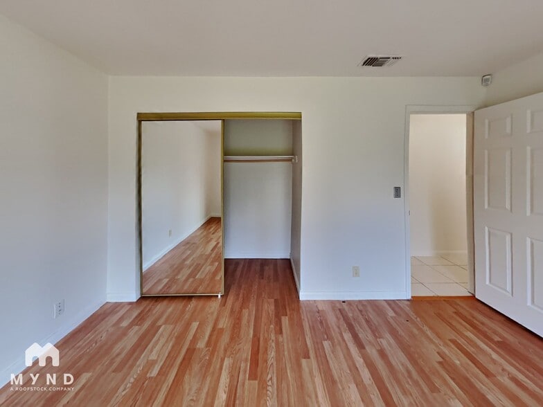 Building Photo - 8055 Wagon Trail Way