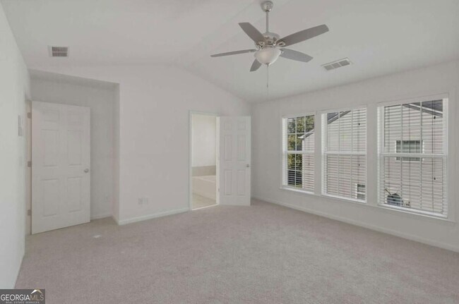 Building Photo - 3525 Moor Pointe Dr