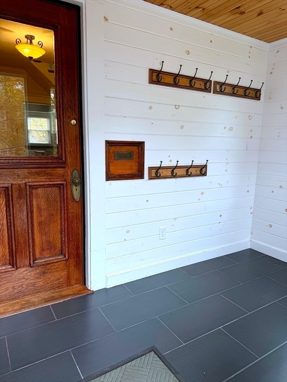 Building Photo - 118 Newburg St