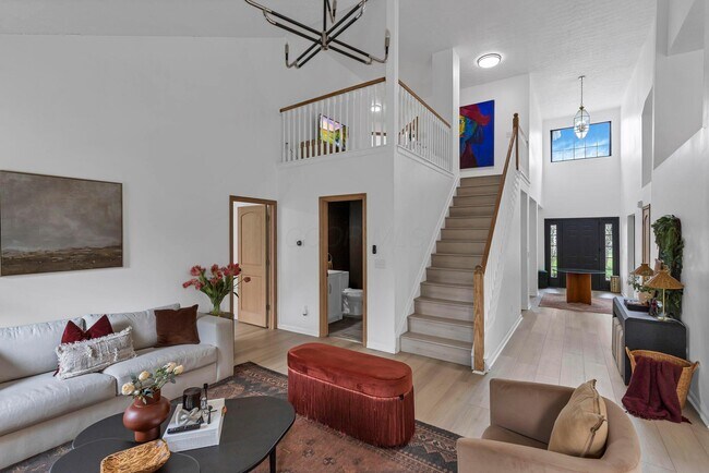 Building Photo - 2639 Berber St