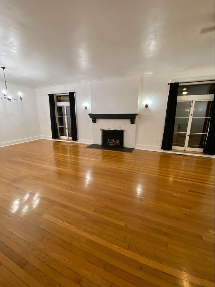 Building Photo - 157 Dewitt St