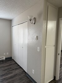 Building Photo - **MOVE IN SPECIAL**  Come and apply today!!