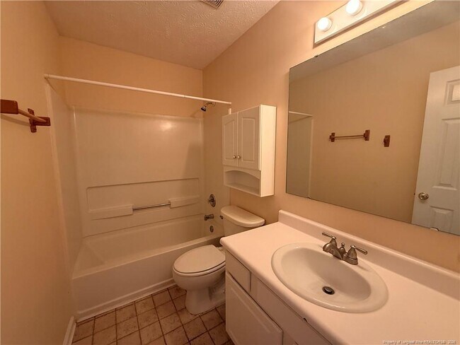 Building Photo - 7229 Tollhouse Dr