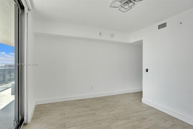 Building Photo - 488 NE 18th St
