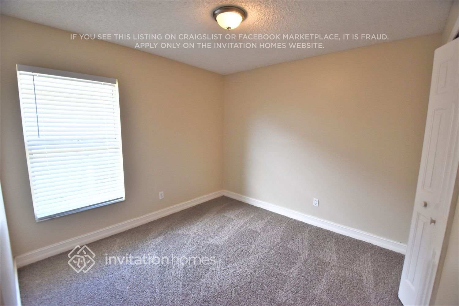 Building Photo - 2419 Braemar Dr