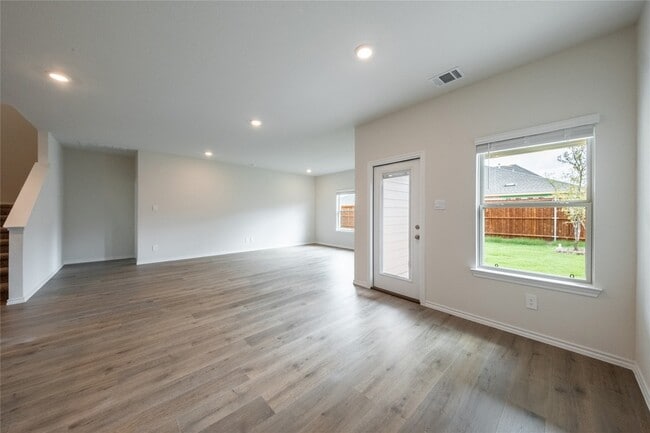 Building Photo - 13156 Dawson Dr