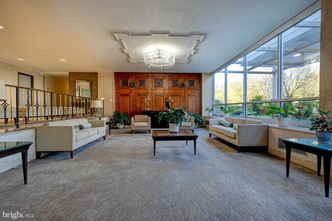 Building Photo - 1900 Lyttonsville Rd