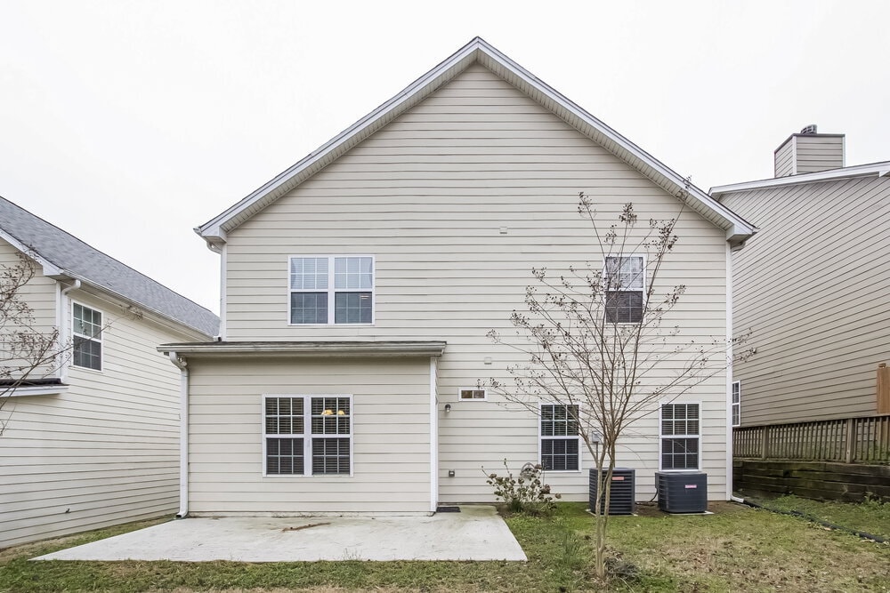 Building Photo - 2140 Copper Trail Ln NE