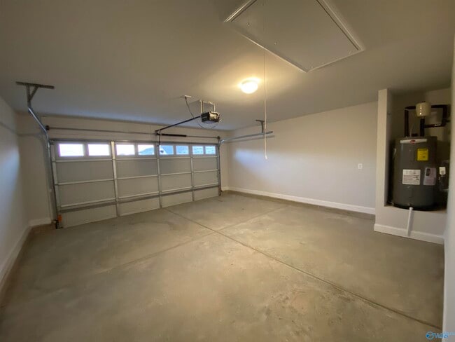 Building Photo - 158 Abercorn Dr