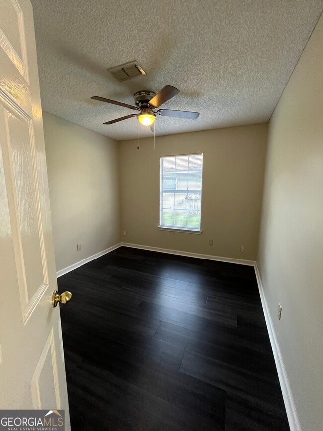 Building Photo - 150 Sapelo Dr