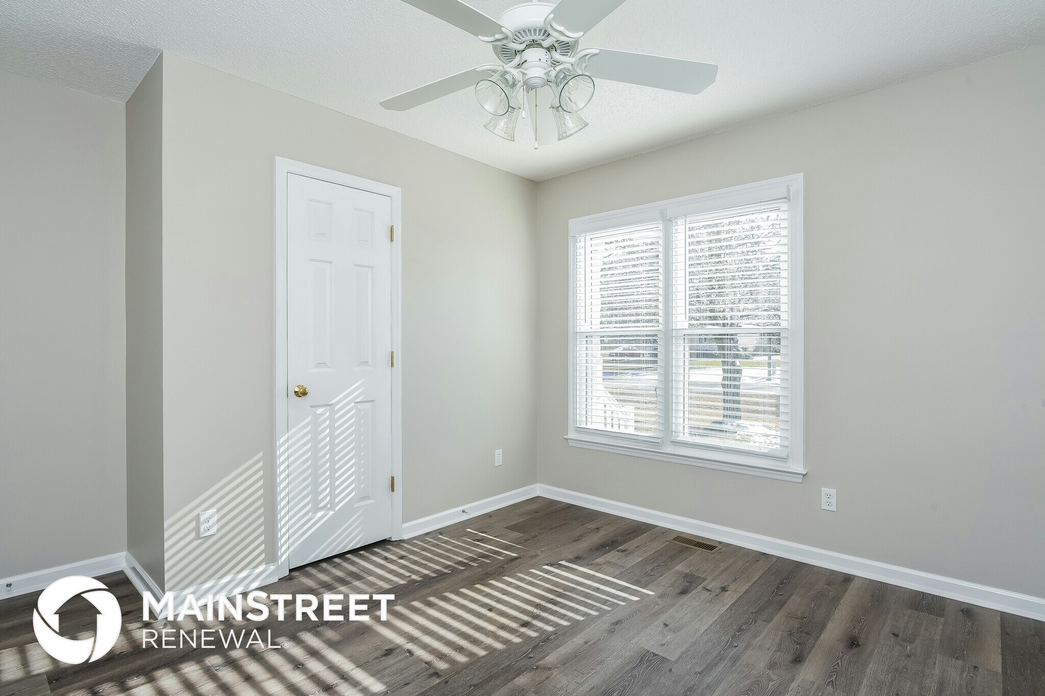 Building Photo - 33 Wallace St