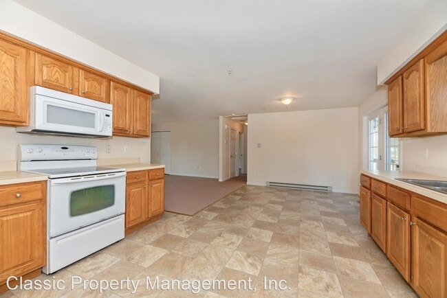Building Photo - 3 br, 2 bath House - 4424B Valley View Road