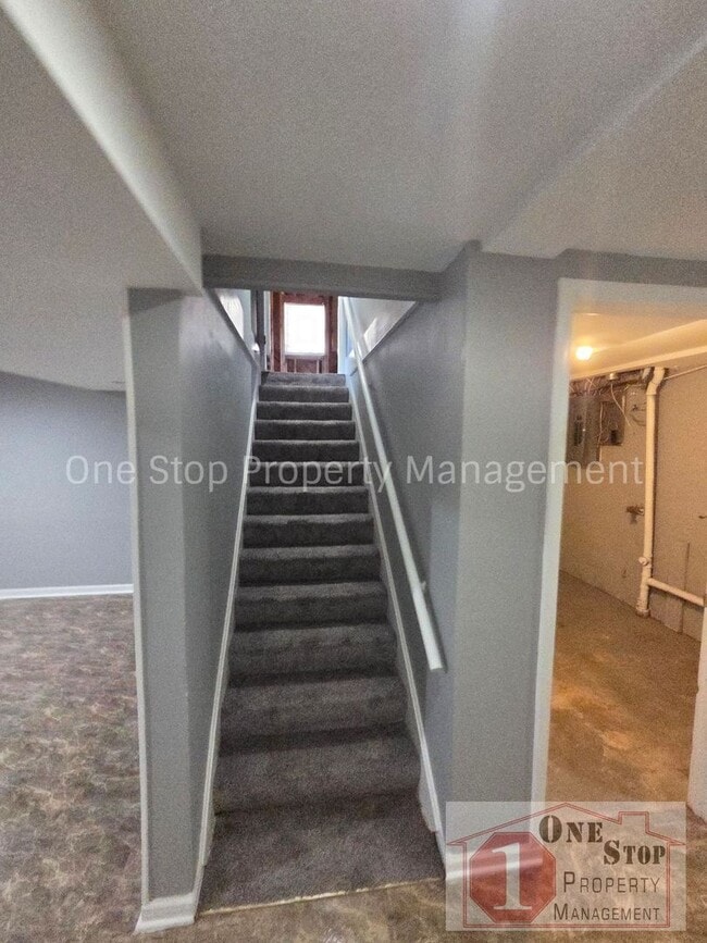Building Photo - Beautiful 3 Bedroom 2 Bathroom in Kansas City