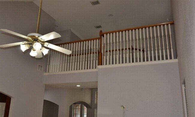 Building Photo - 22755 Cascade Springs Dr