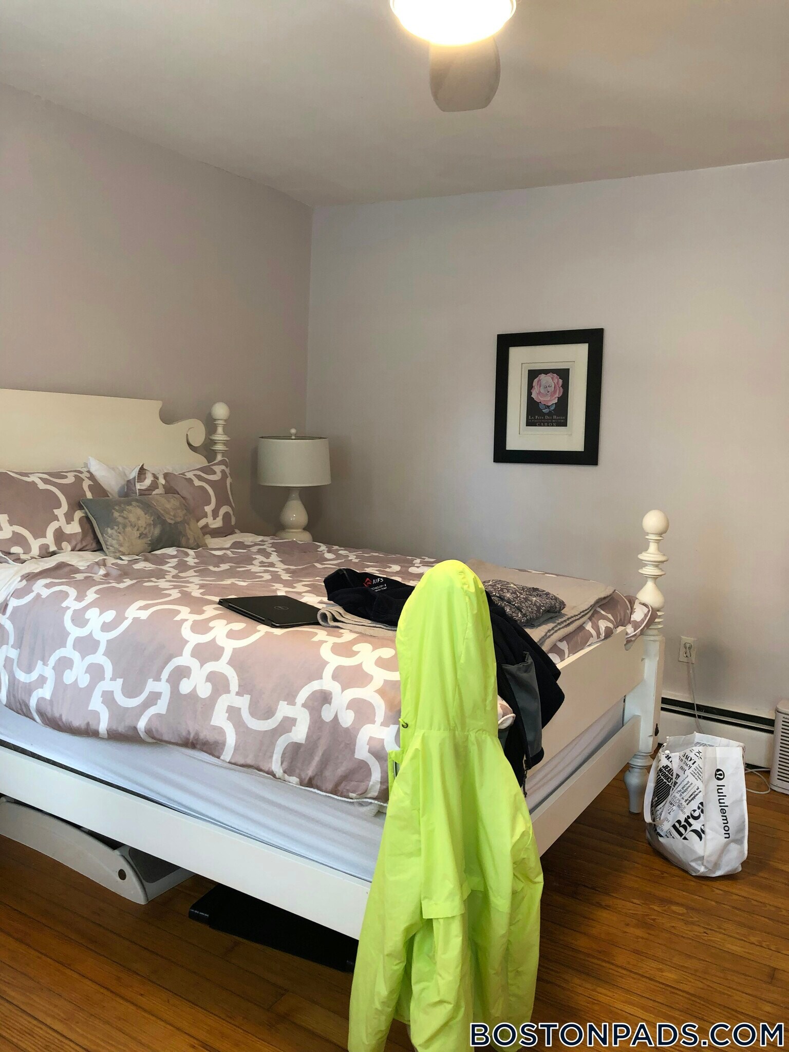 Building Photo - 1728 Beacon St