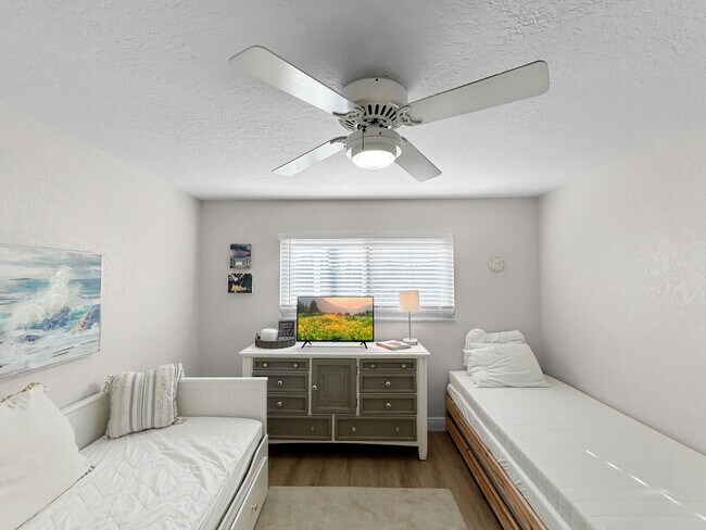 Building Photo - Waterfront Luxury Living – Fully Renovated...