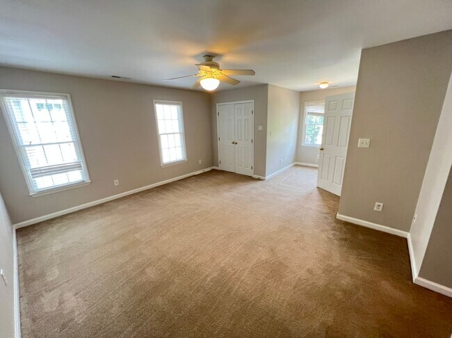 Building Photo - Cul-de-sac 4 bedroom home in Scotts Mill!