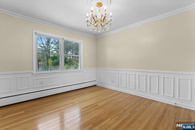 Building Photo - 234 Totowa Rd