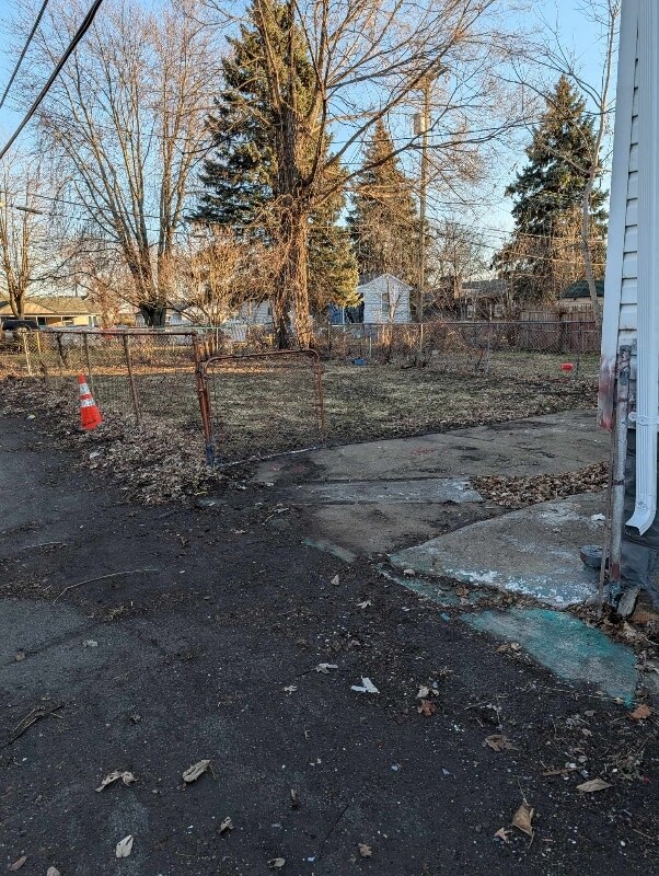 Building Photo - 4549 3rd St