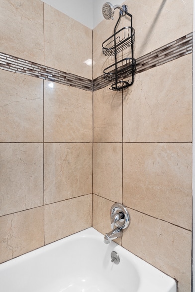 Building Photo - 2345 W 21st St