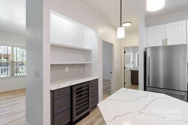 Building Photo - 12620 Toscana Way