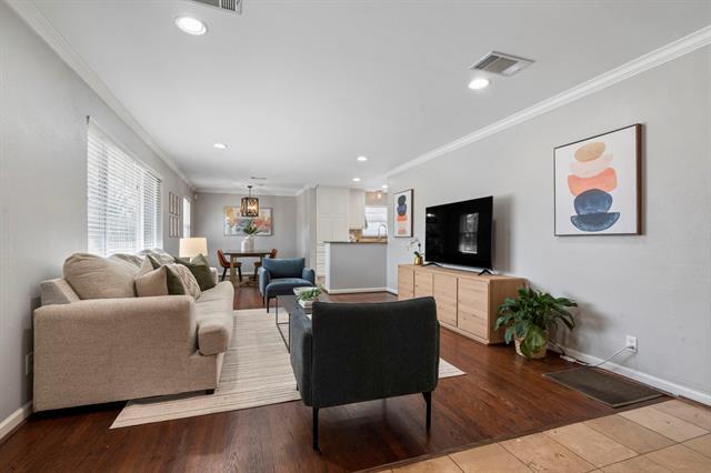 Building Photo - 10615 Larchfield Ln