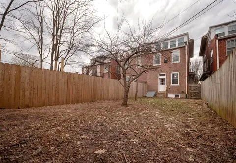 Building Photo - 34 E Liberty St