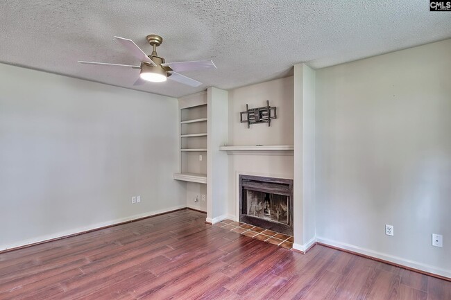 Building Photo - 45 Battery Walk Ct
