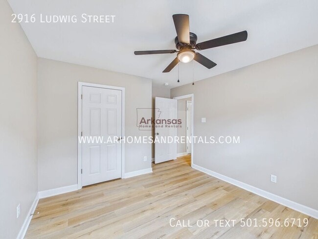 Building Photo - 2916 Ludwig St