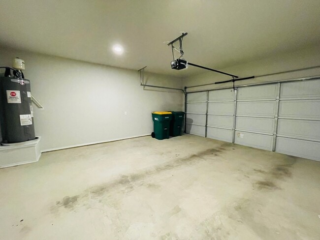 Building Photo - 3/2 in Knox Ridge